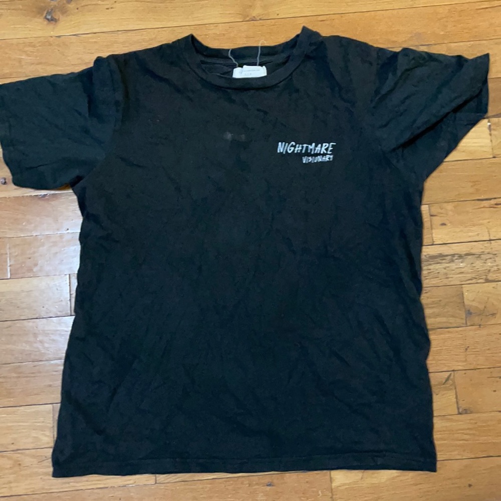 Black t shirt